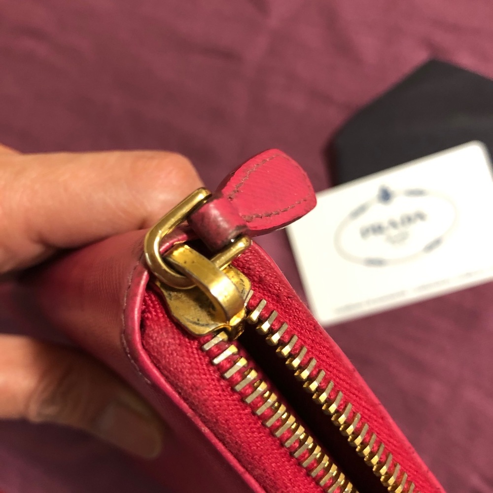 SOLD❤️Authentic Prada Saffiano Leather Zip Wallet - Picture 14 of 14
